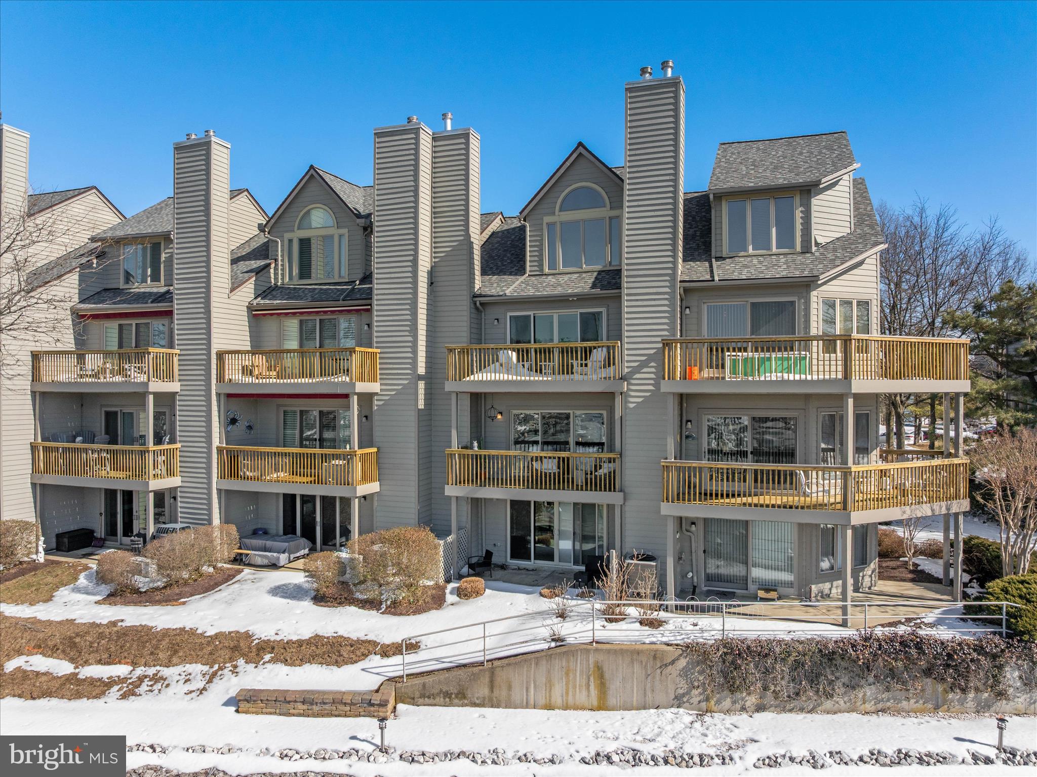 CHESAPEAKE HARBOUR - Residential