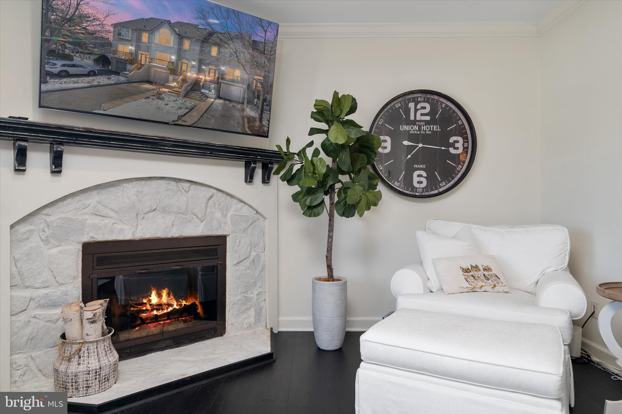 CHESAPEAKE HARBOUR - Residential