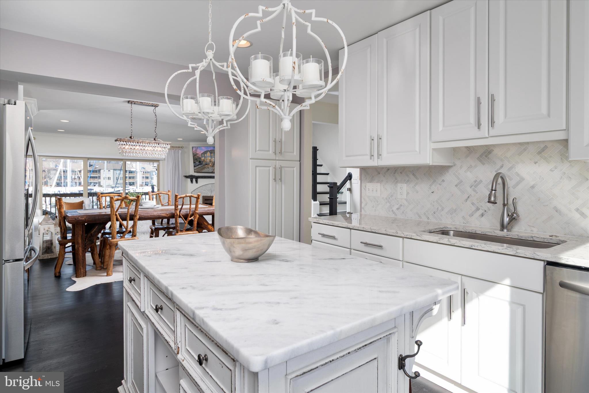 CHESAPEAKE HARBOUR - Residential