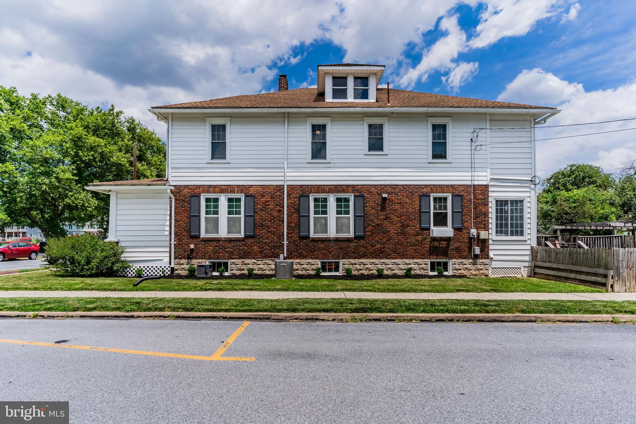 624 FOURTH STREET