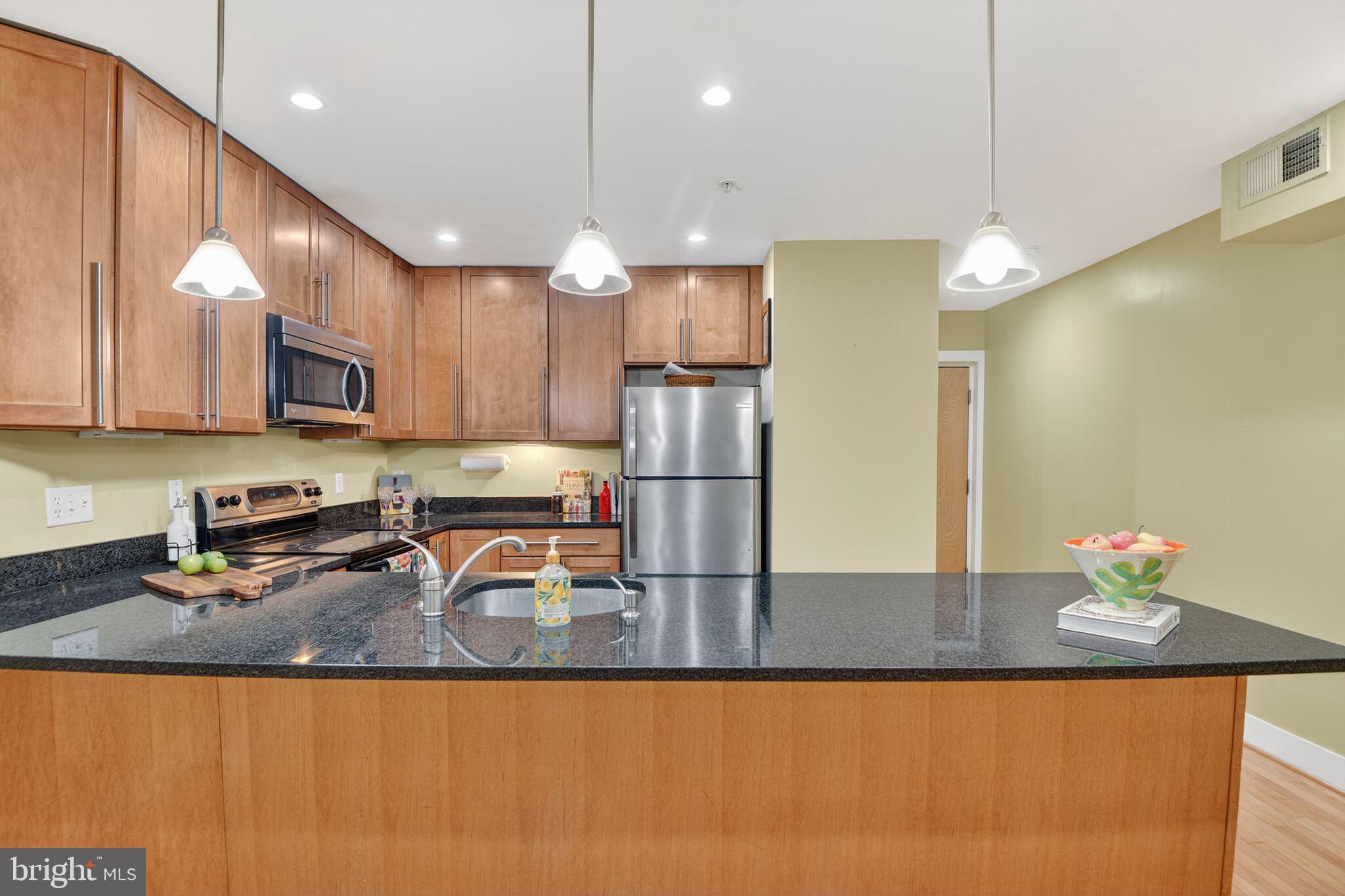 1323 K STREET SE 203