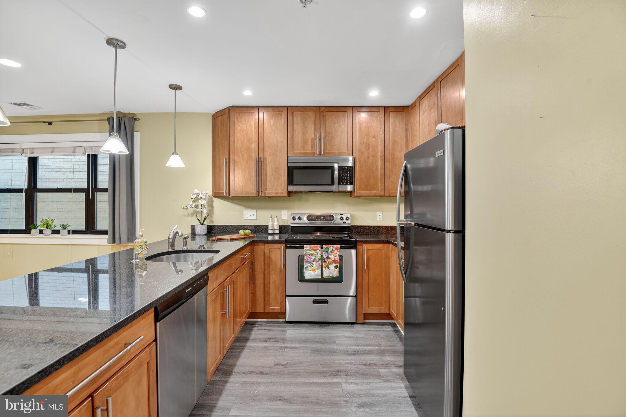 1323 K STREET SE 203