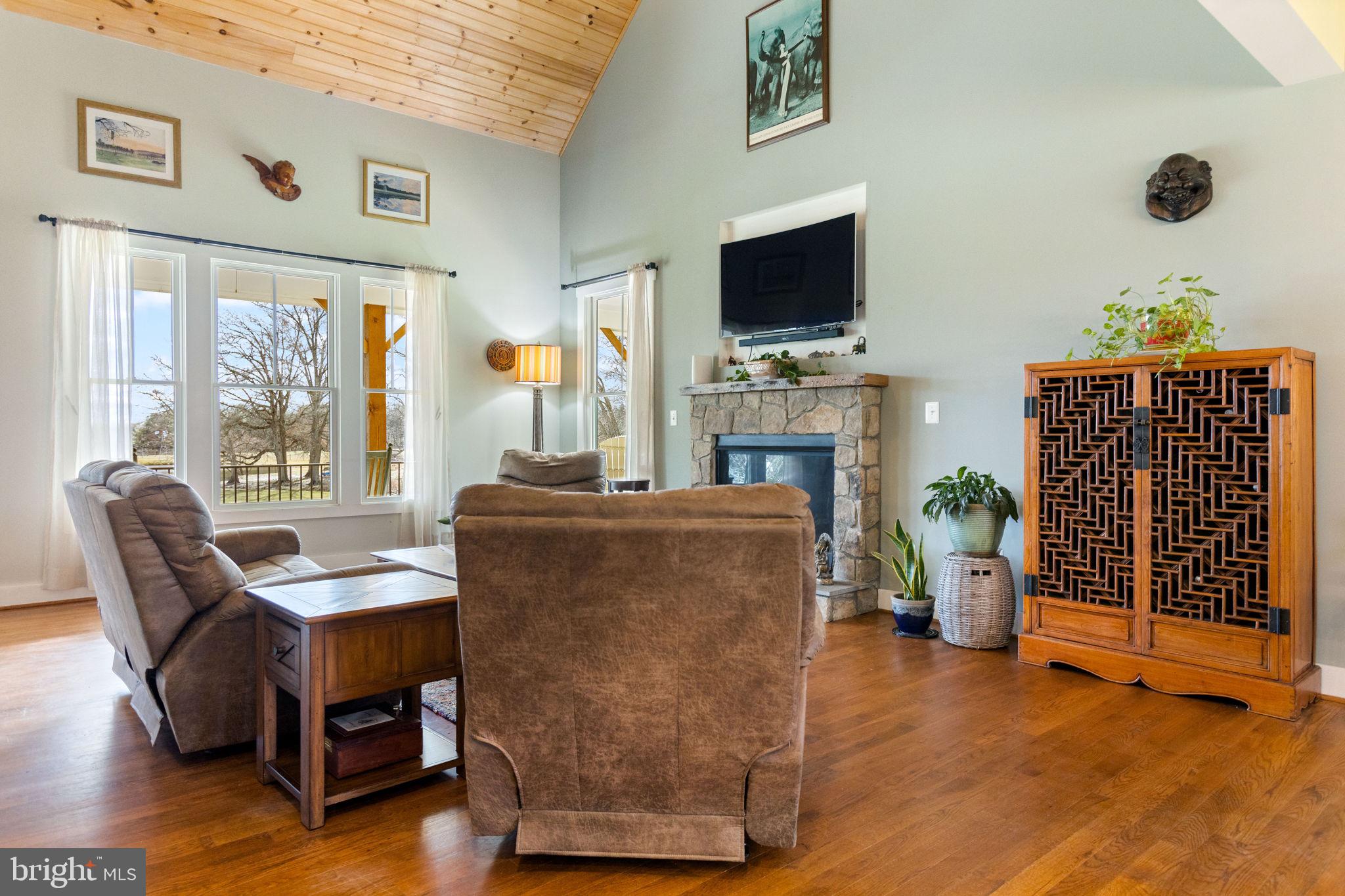 HOUGH FARM - Residential