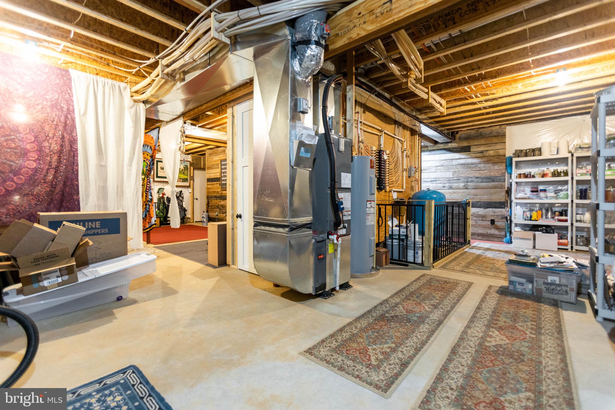 HOUGH FARM - Residential