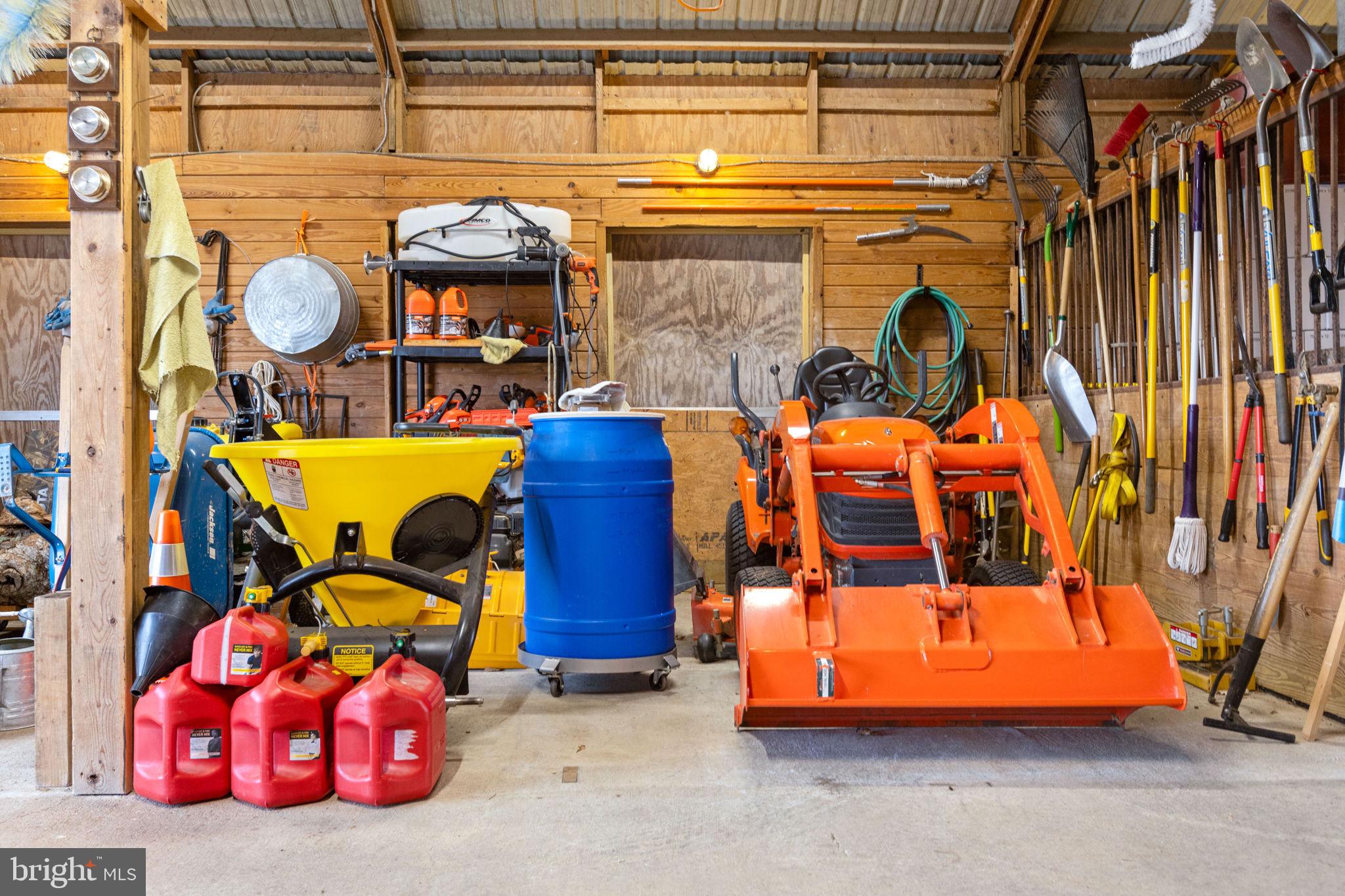 HOUGH FARM - Residential