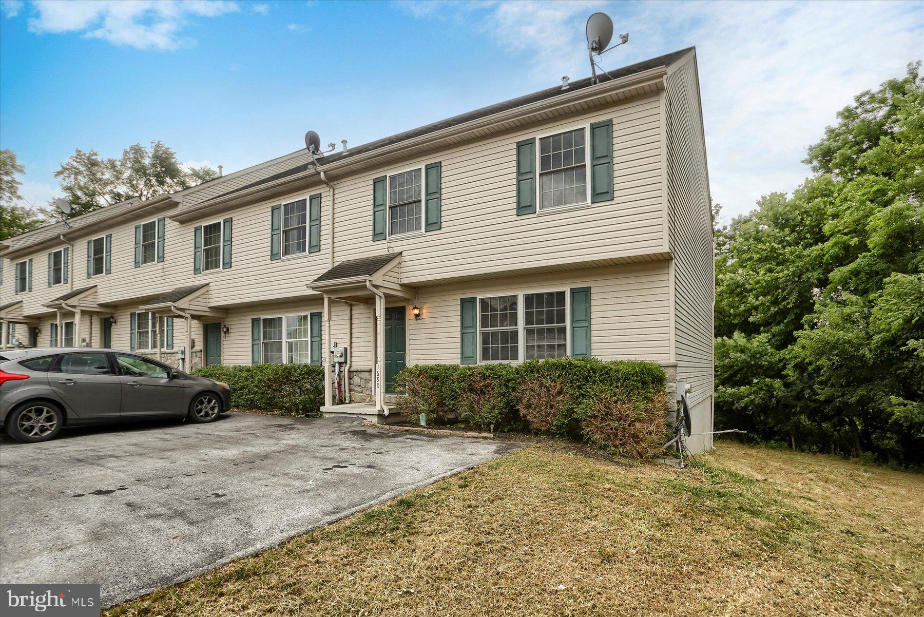 This end unit townhome, built in 2009, offers 3 bedrooms, 2.5 bathrooms and backs up to Reservoir Park. Enjoy private views of a tree lined back yard and green space from the deck, or step out from the walk-out basement for direct access to the outdoors. The first floor has been recently painted, providing a fresh and inviting feel. Conveniently located for commuters, this home offers a quick drive to Harrisburg International Airport and Penn State Harrisburg.