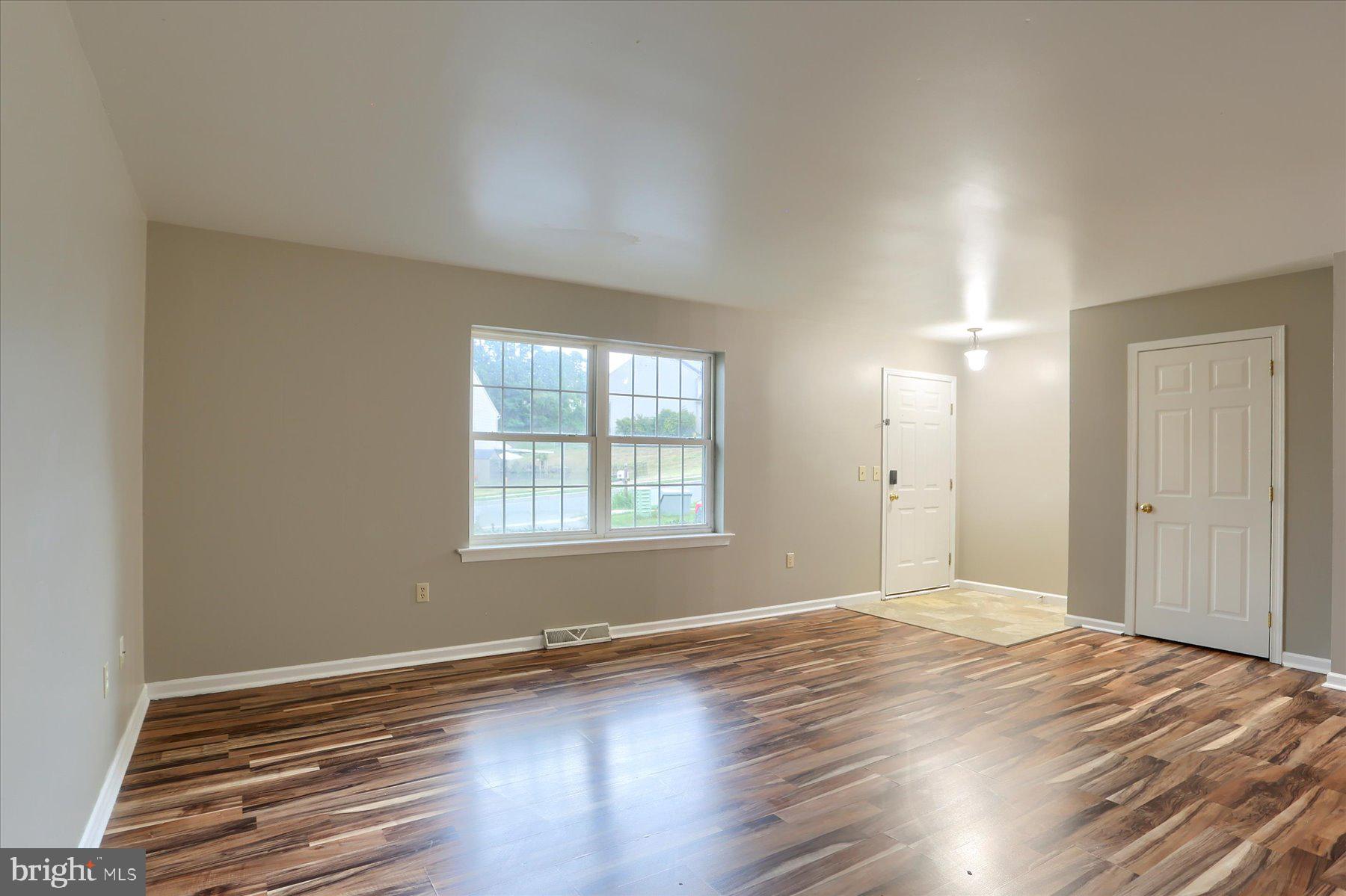 1690 LAKESIDE DRIVE
