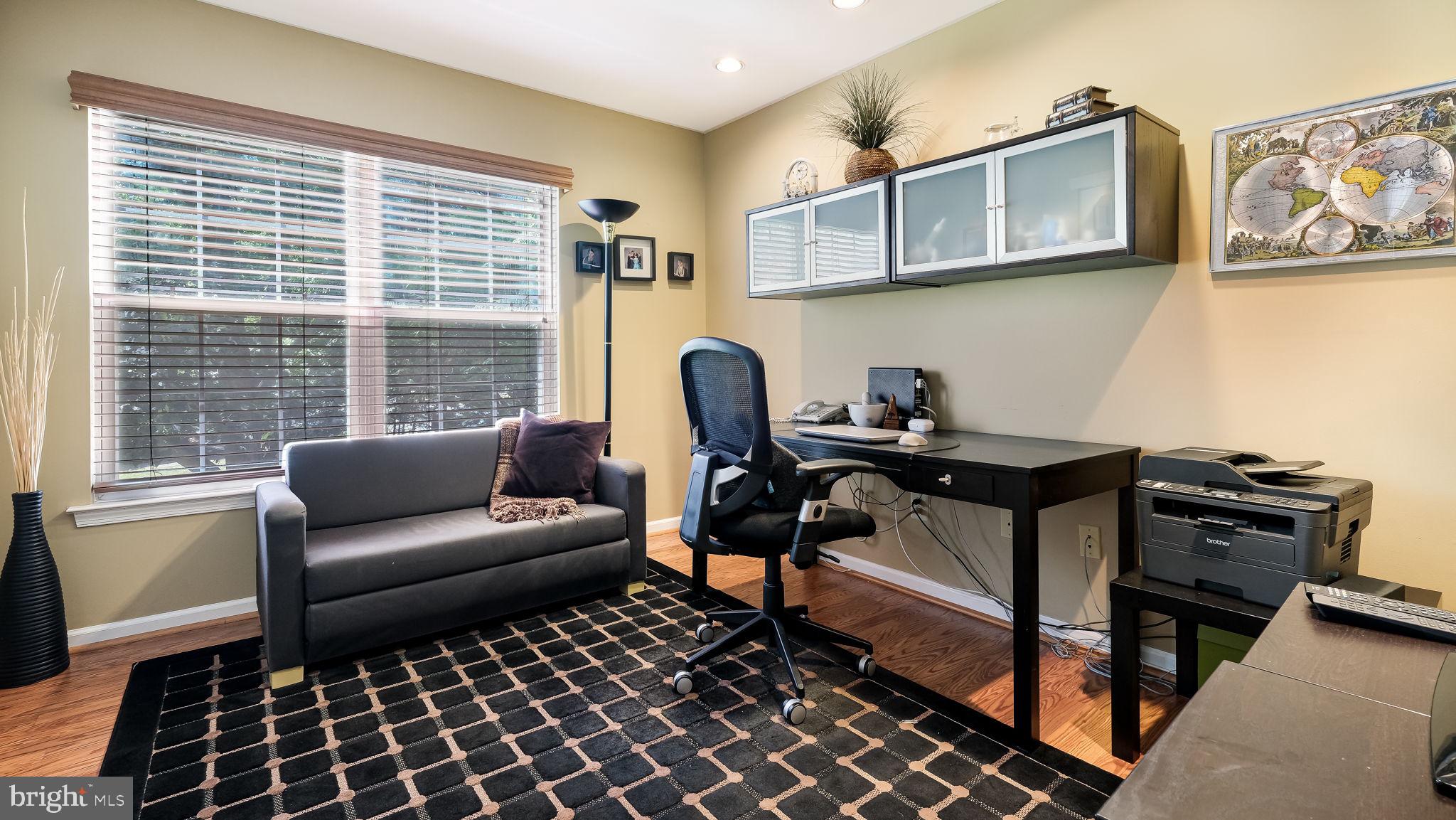 DRESHERBROOKE - Residential