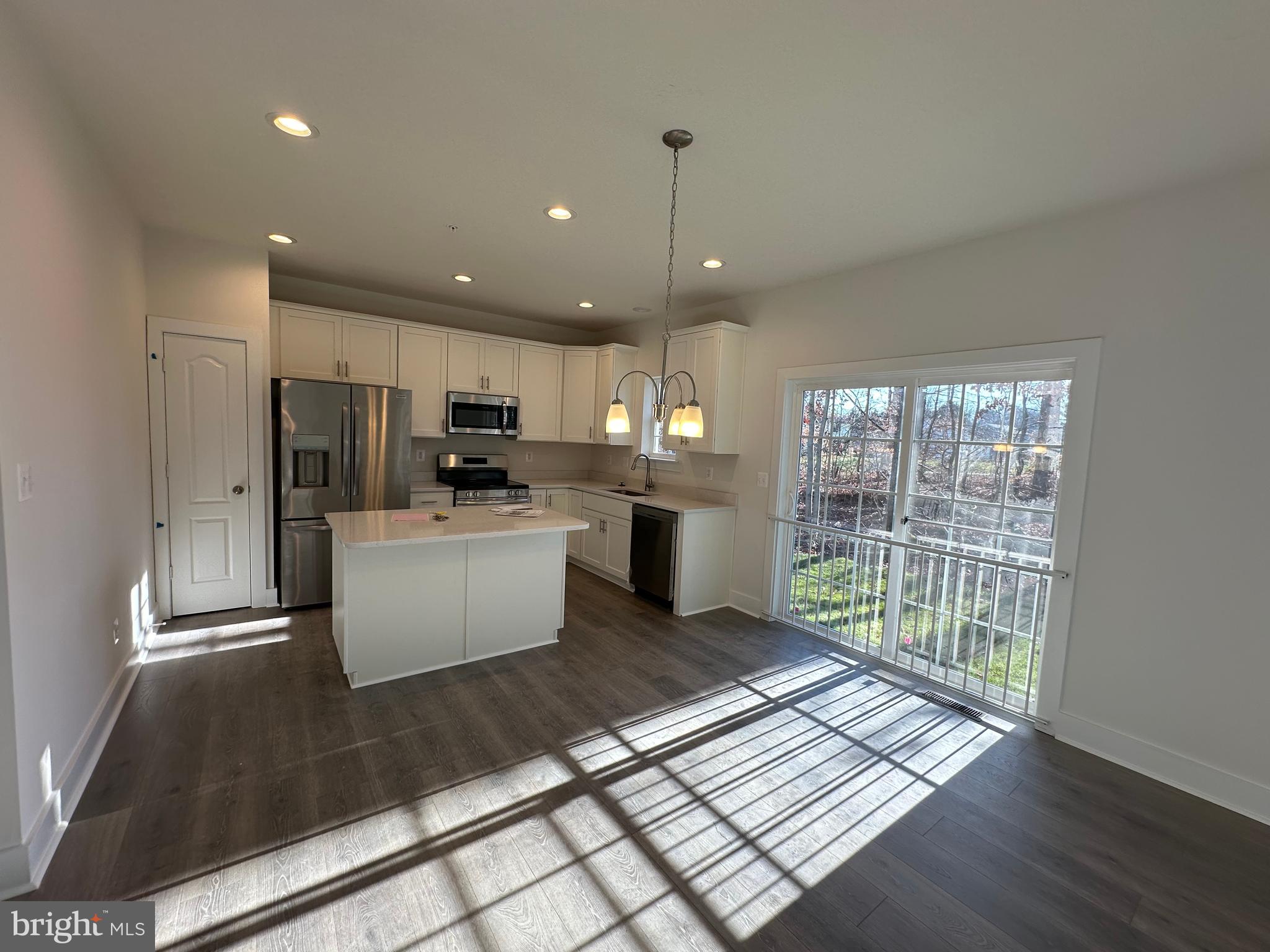 ROSEDALE GARDENS - Residential