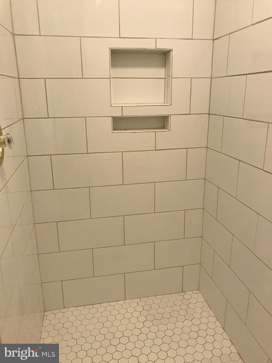 KENTLANDS - Residential Lease