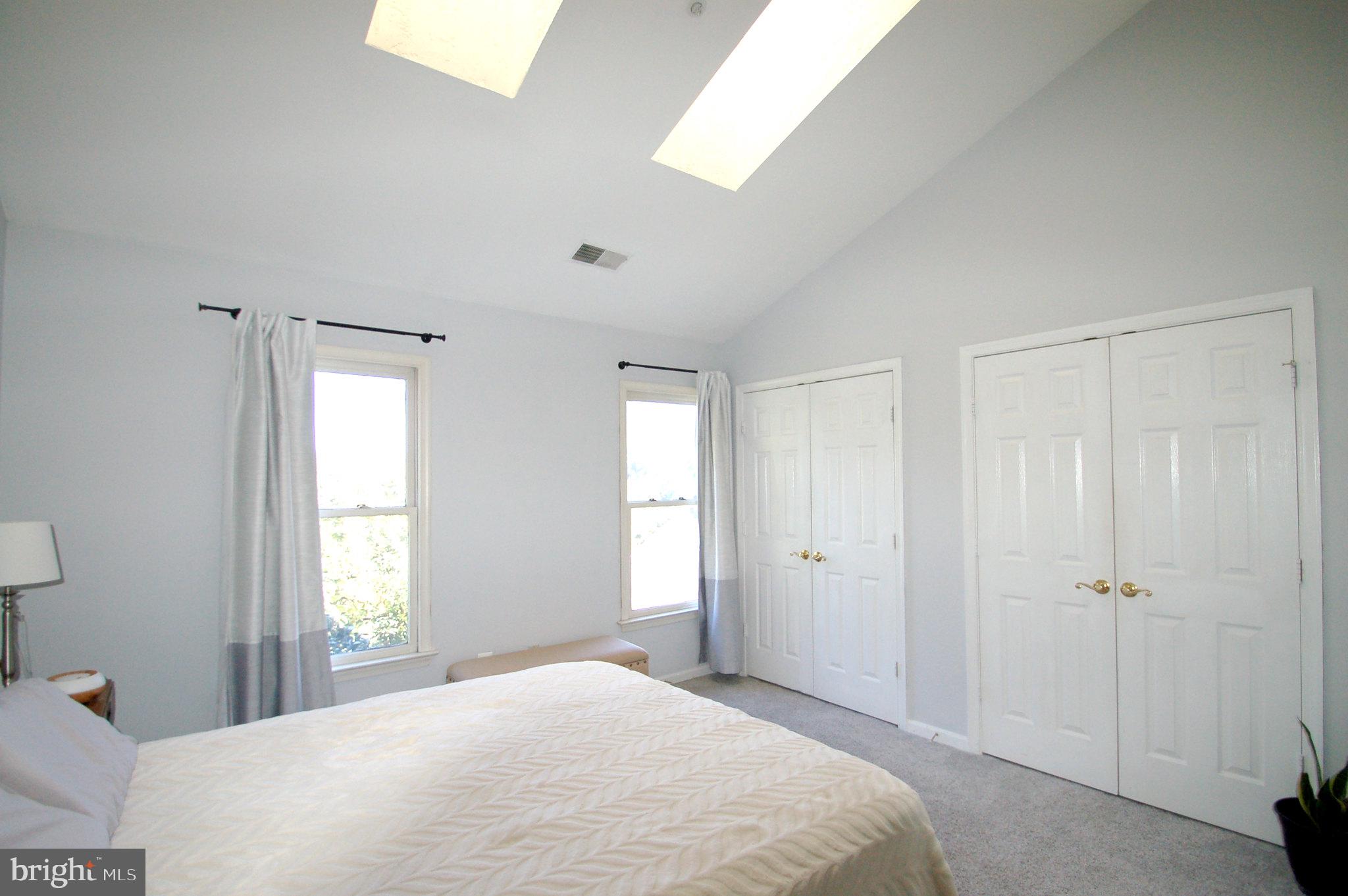 KENTLANDS - Residential Lease