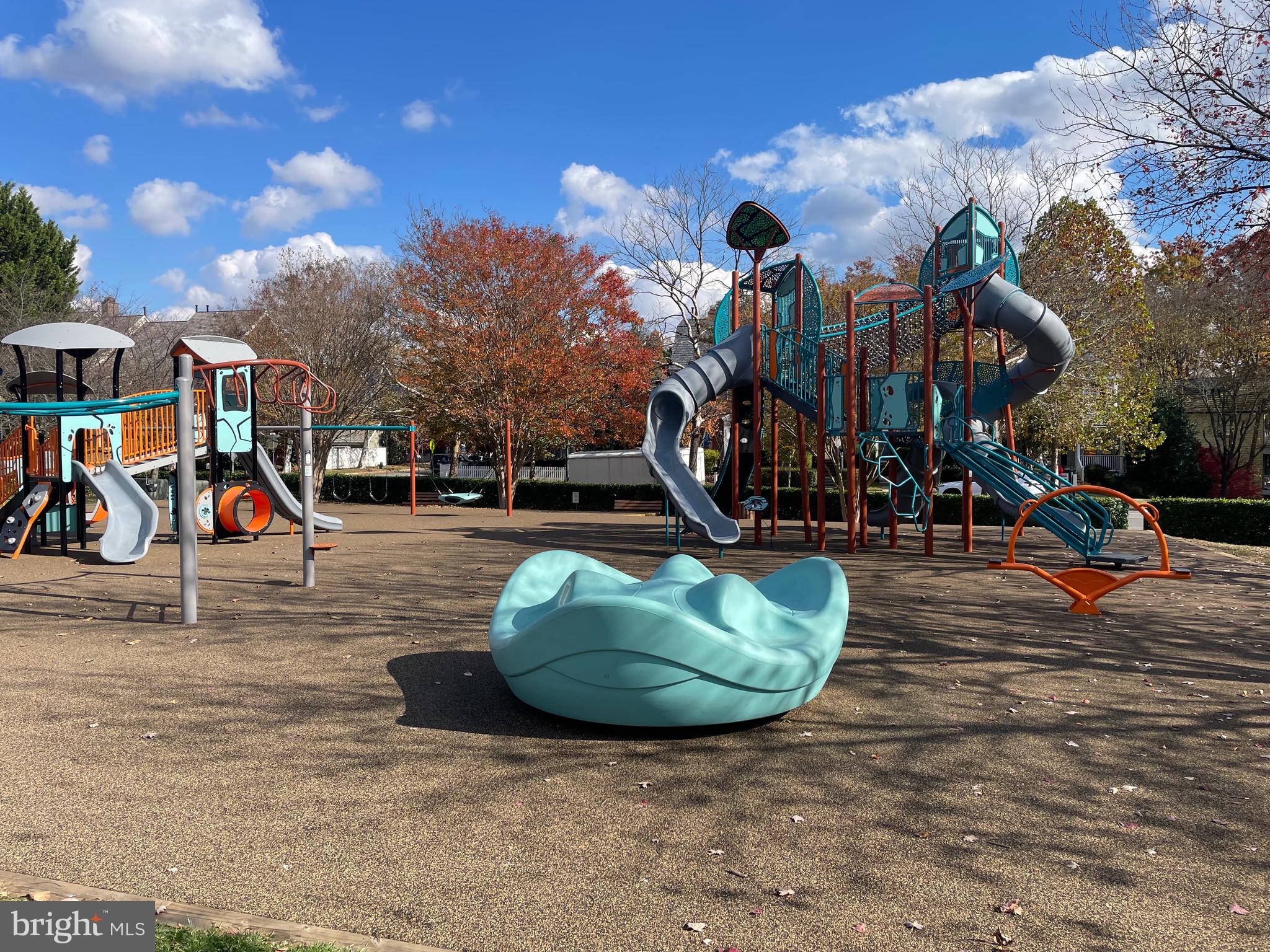 KENTLANDS - Residential Lease