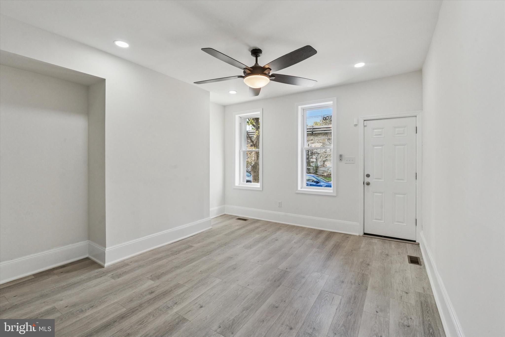 OLDE KENSINGTON - Residential