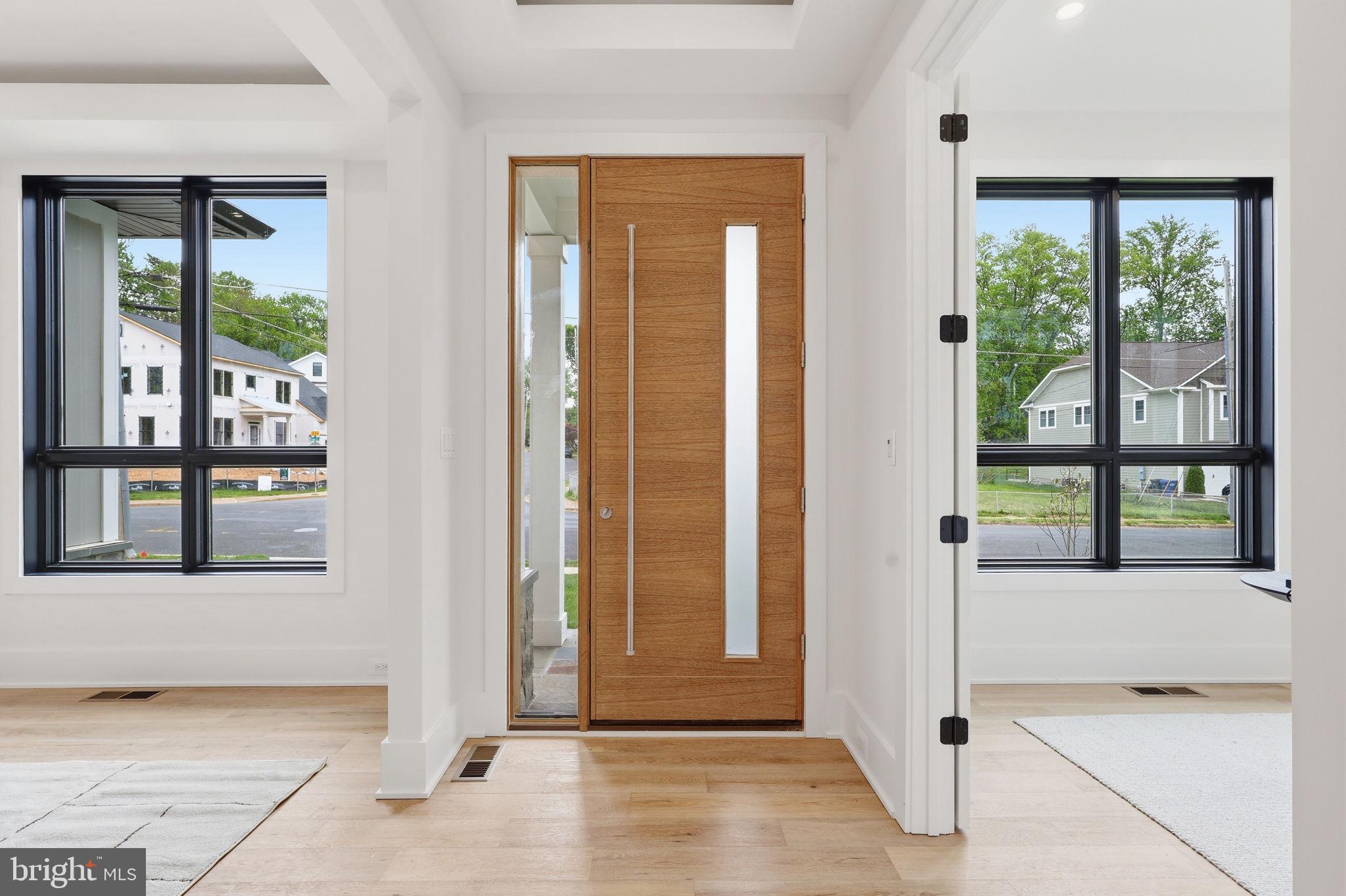 VIENNA WOODS - Residential