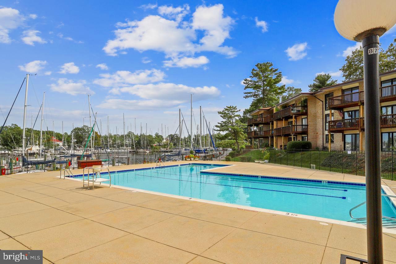 SEVERN HOUSE - Residential Lease