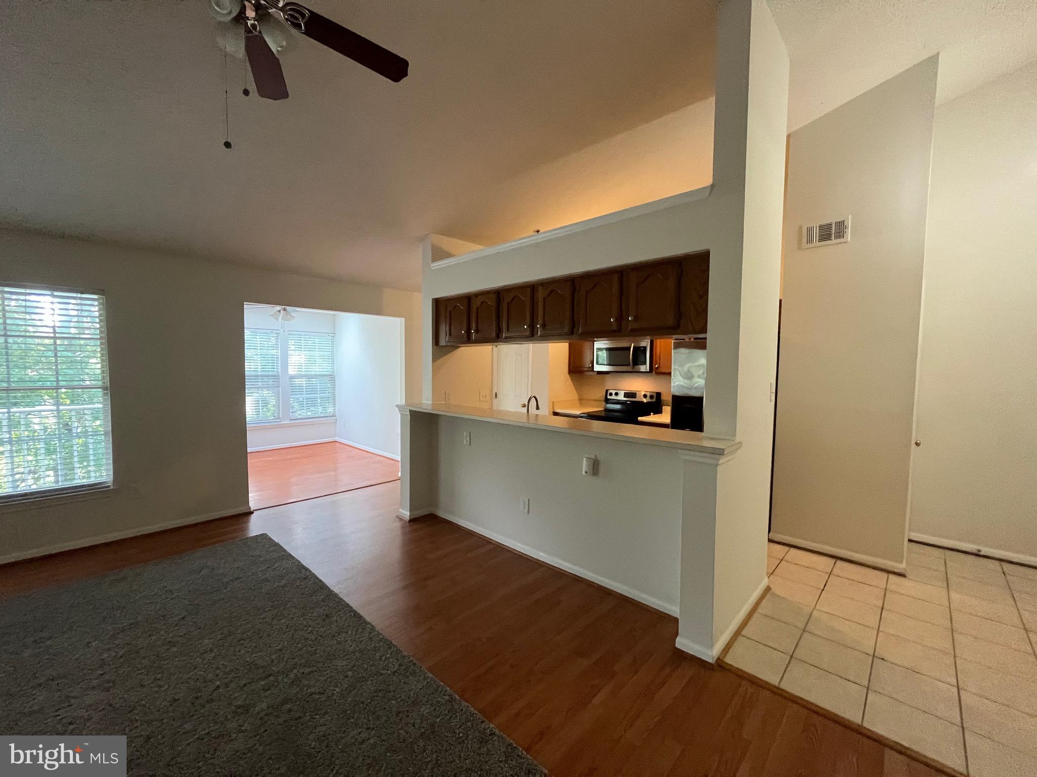 RIVERSIDE - Residential Lease