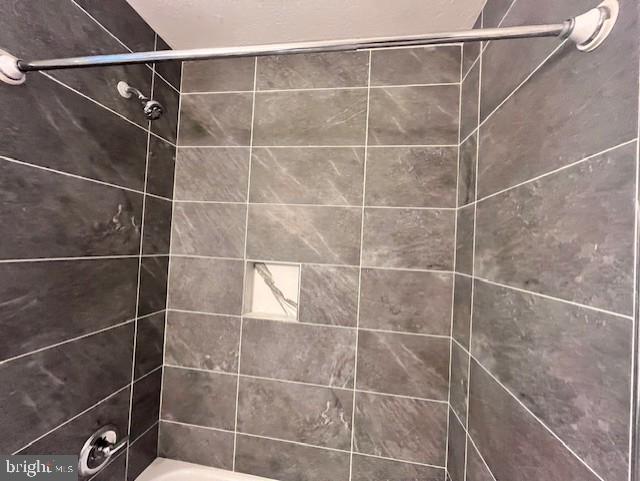 BIDDLE STREET - Residential