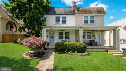 409 W 10th Avenue, Conshohocken, PA 19428 - MLS#: PAMC2141014