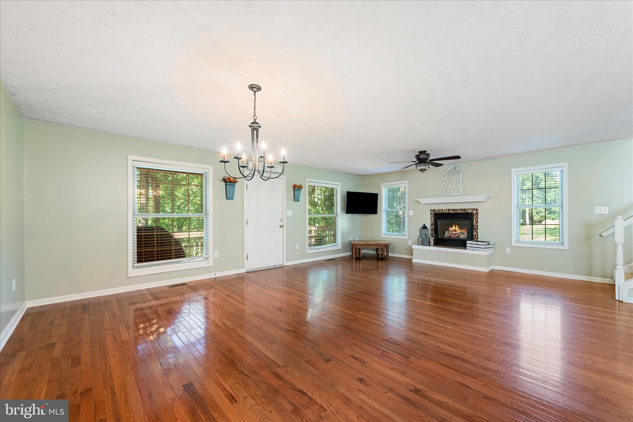 HIGH KNOB - Residential