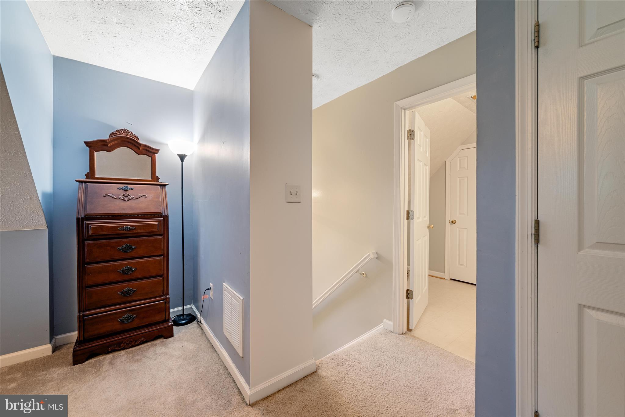 HIGH KNOB - Residential