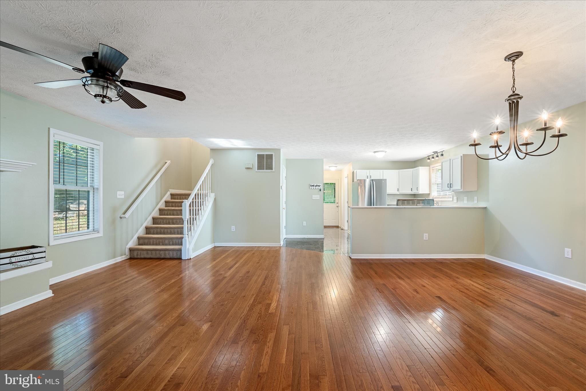 HIGH KNOB - Residential