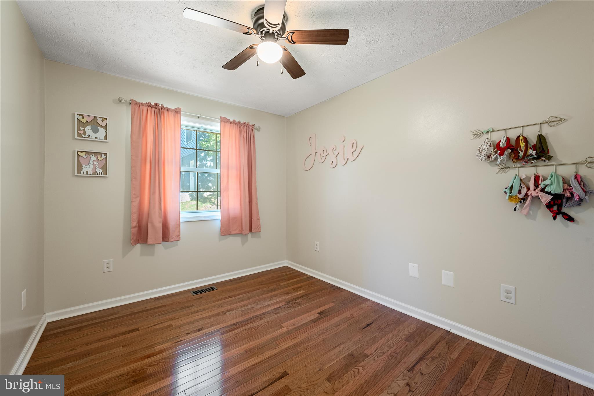 HIGH KNOB - Residential