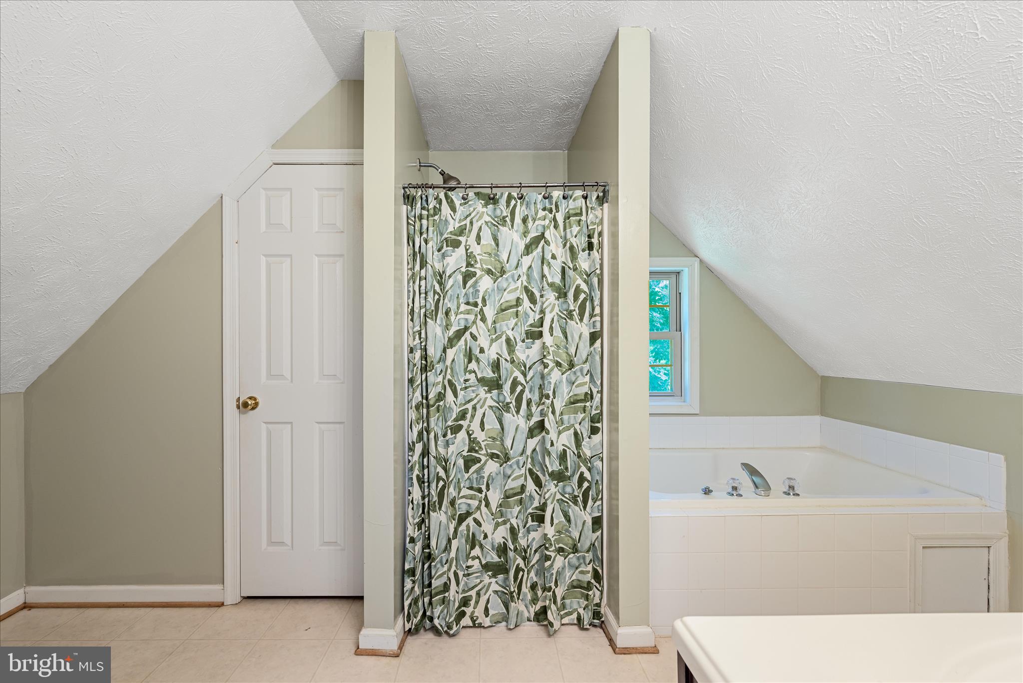 HIGH KNOB - Residential