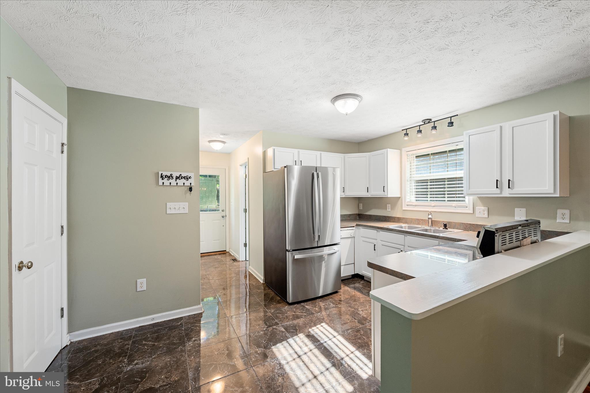 HIGH KNOB - Residential