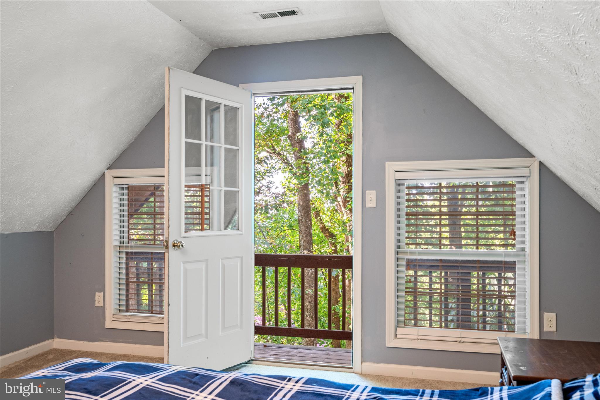 HIGH KNOB - Residential