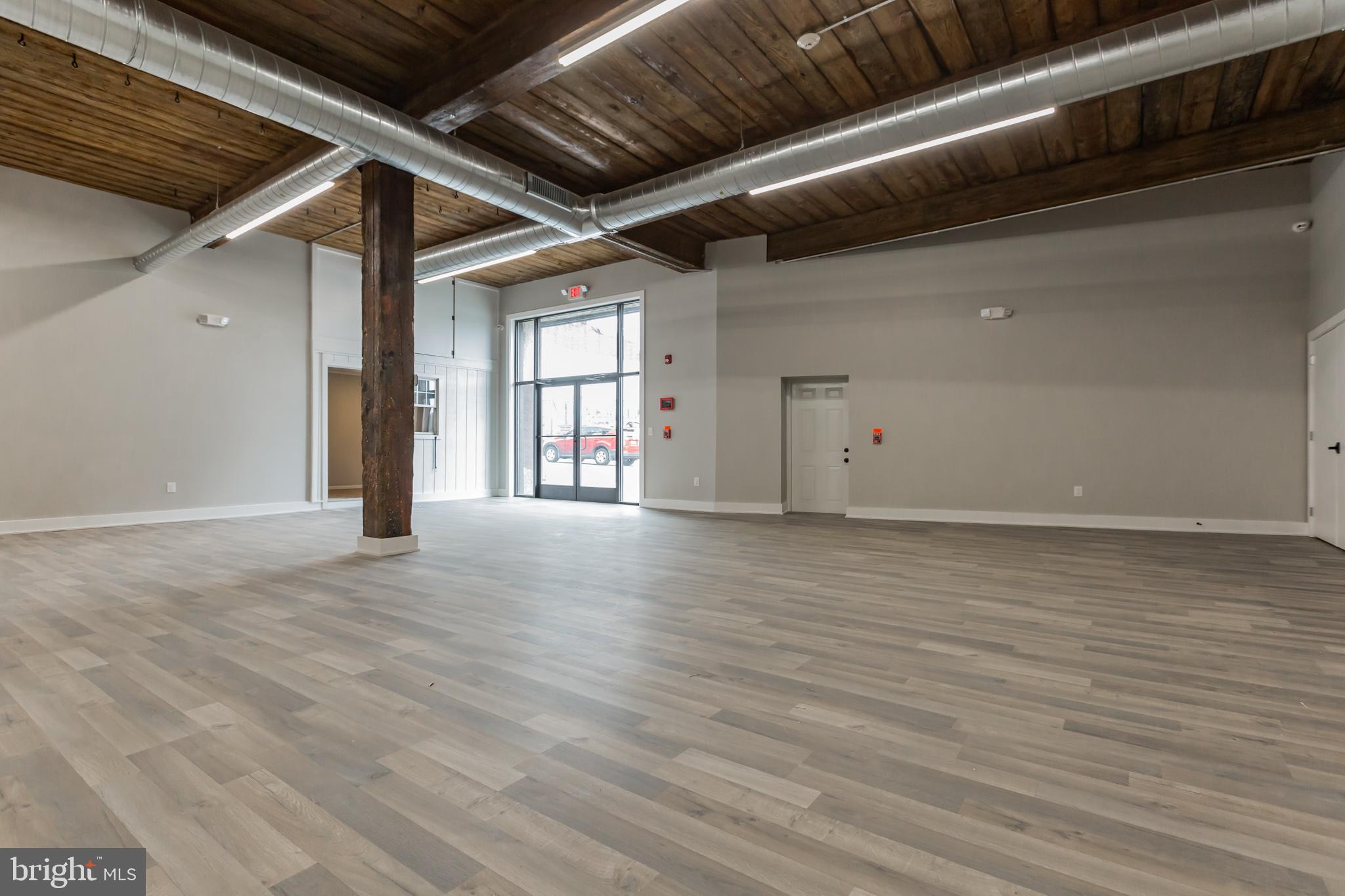 FISHTOWN - Commercial Lease