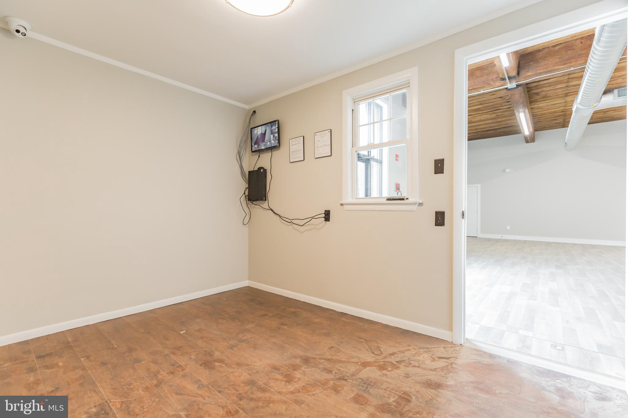FISHTOWN - Commercial Lease