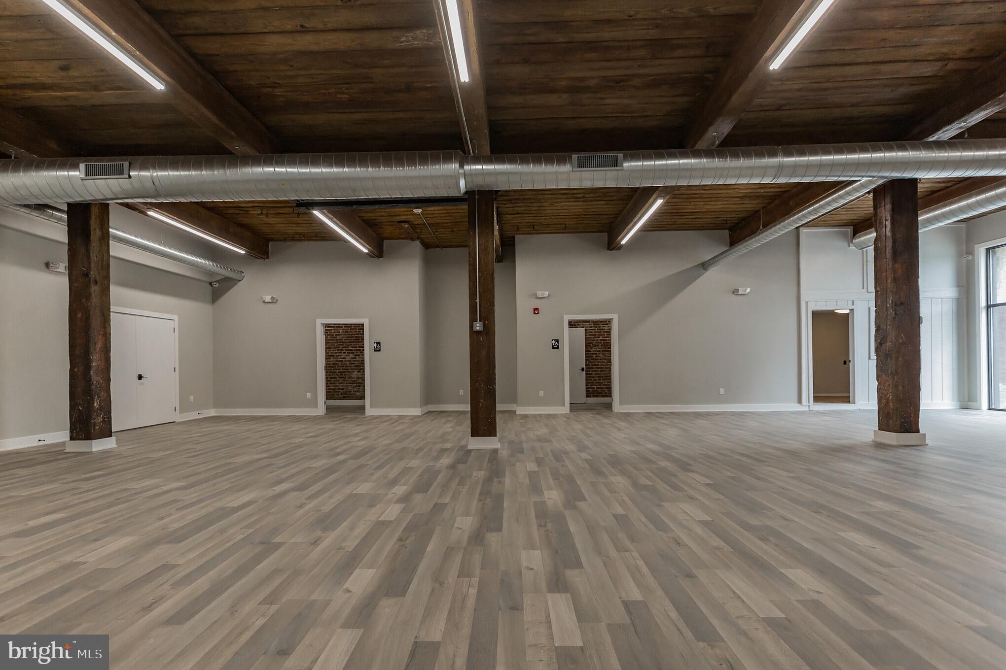 FISHTOWN - Commercial Lease