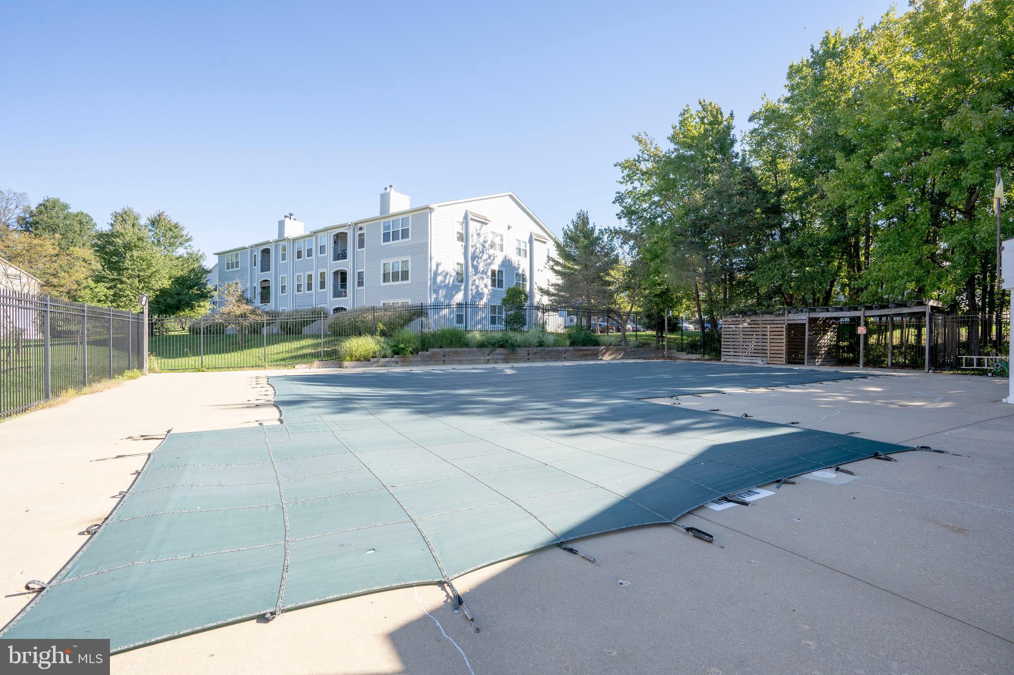 ANNAPOLIS OVERLOOK - Residential Lease