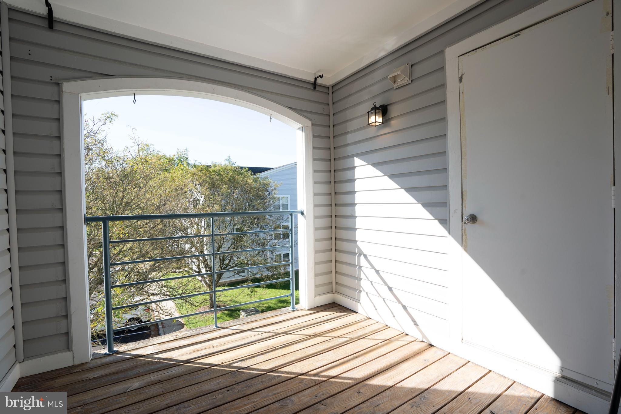 ANNAPOLIS OVERLOOK - Residential Lease