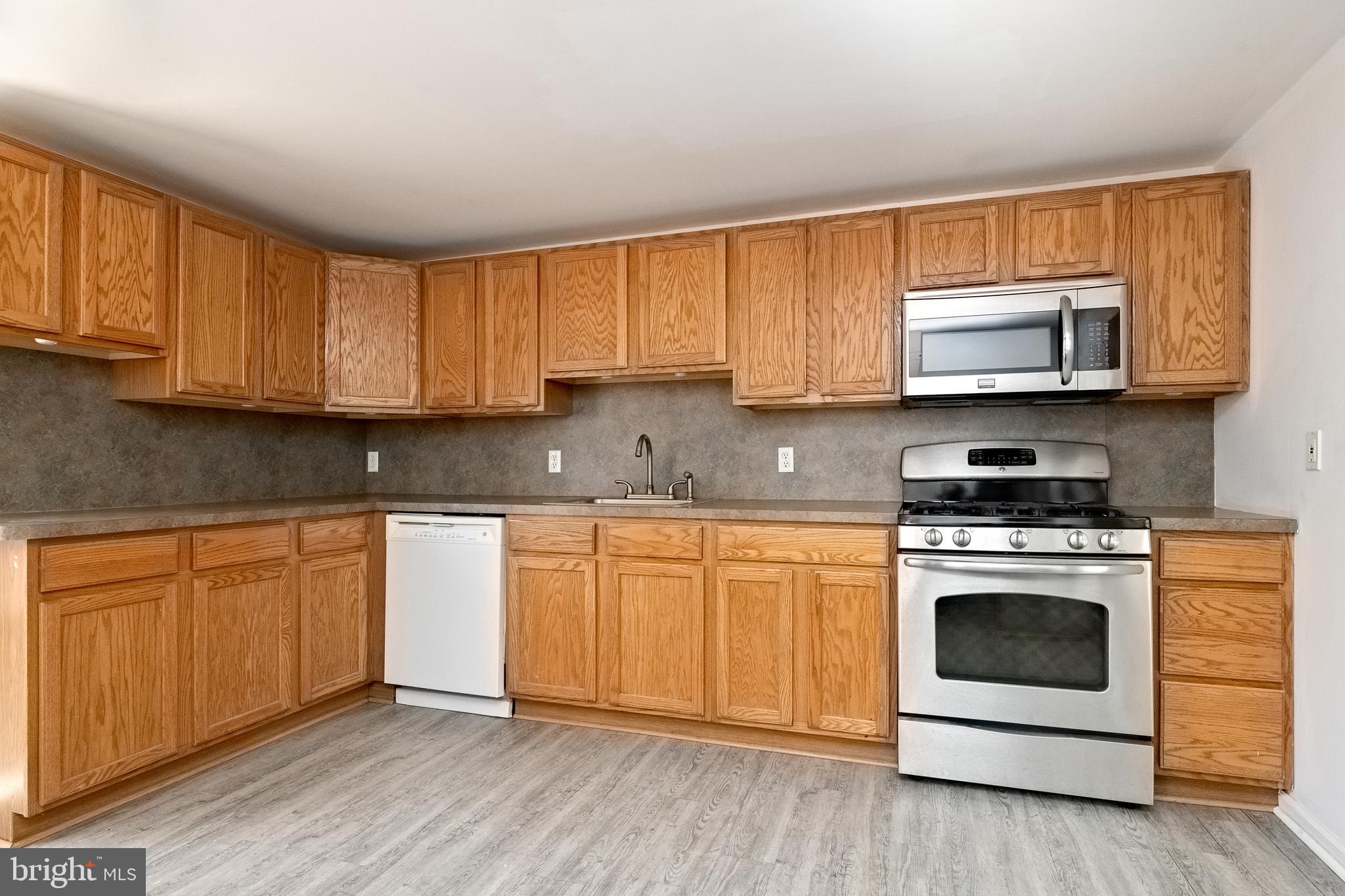 106 W KINGS HIGHWAY A