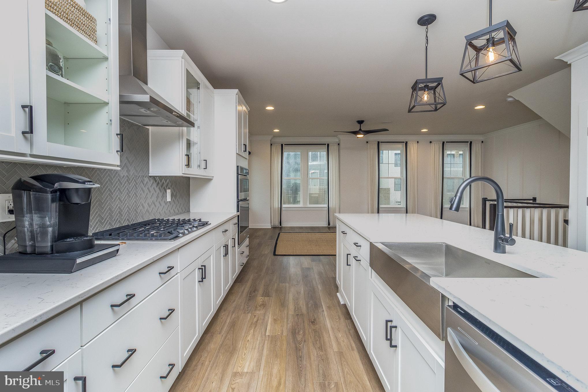 HIGHLANDER PARK - Residential