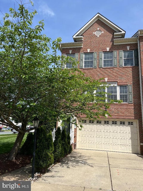 Townhouse For Rent - 11721 Cider Press Place #1<br/> GERMANTOWN, MD 20876