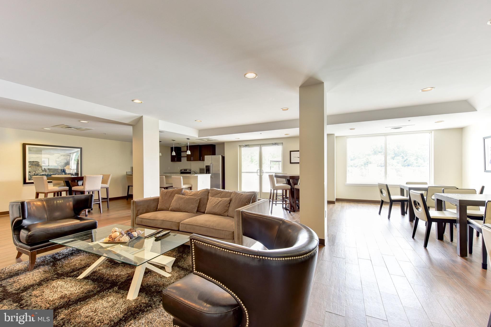 ISABELLA AT MONTICELLO MEWS - Residential