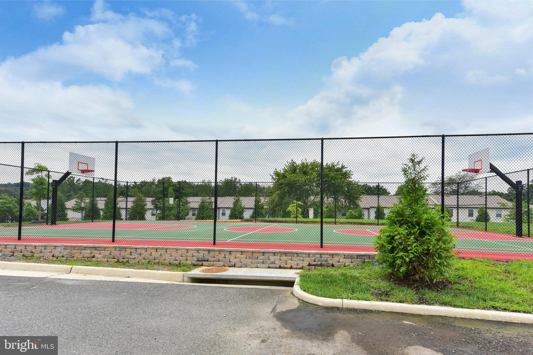 ISABELLA AT MONTICELLO MEWS - Residential