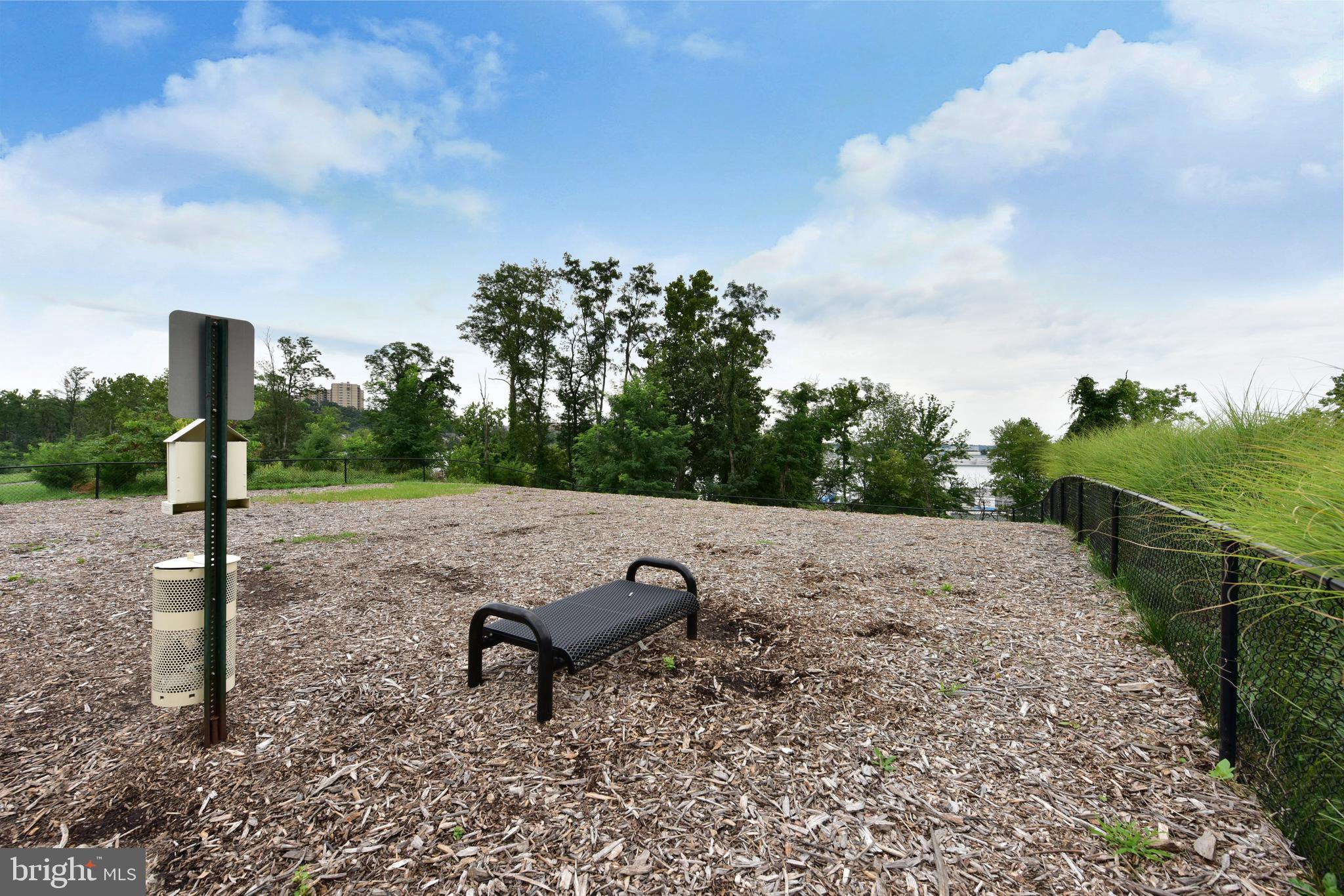 ISABELLA AT MONTICELLO MEWS - Residential