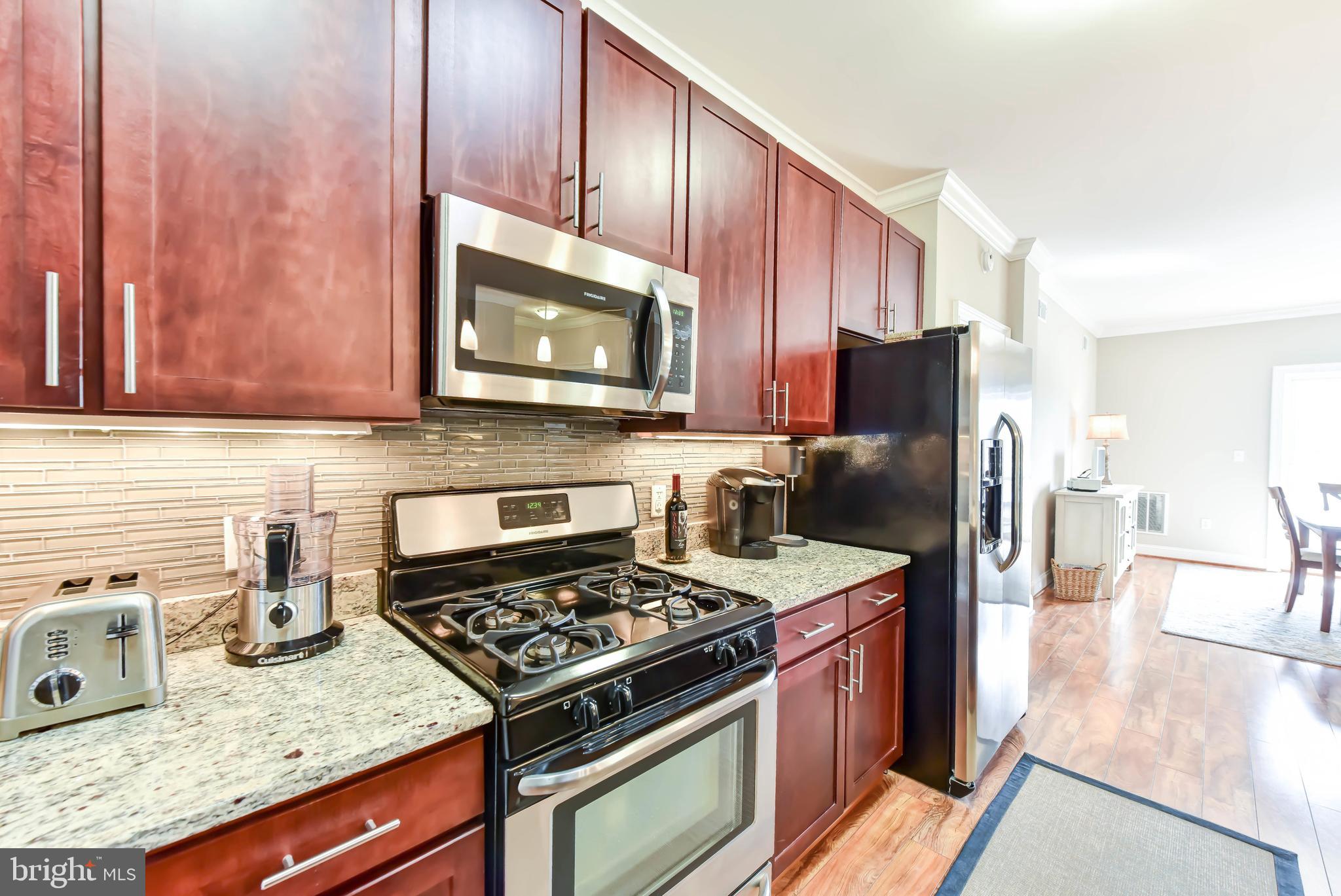 ISABELLA AT MONTICELLO MEWS - Residential