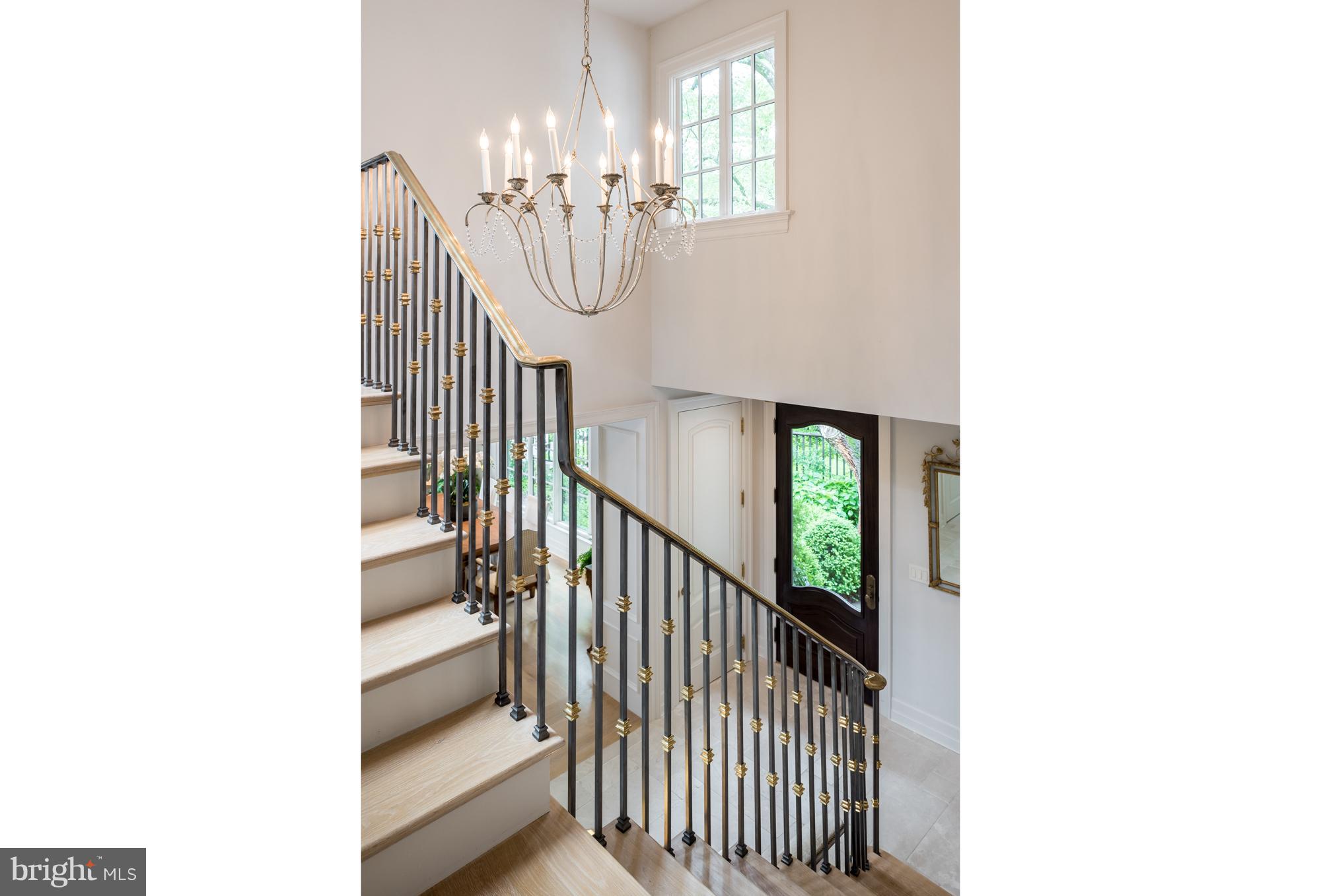 HISTORIC DISTRICT - Residential