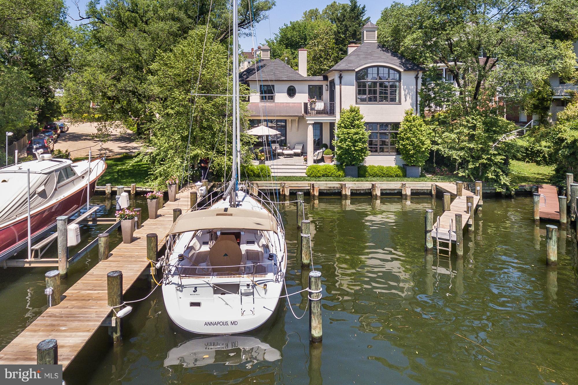 HISTORIC DISTRICT - Residential