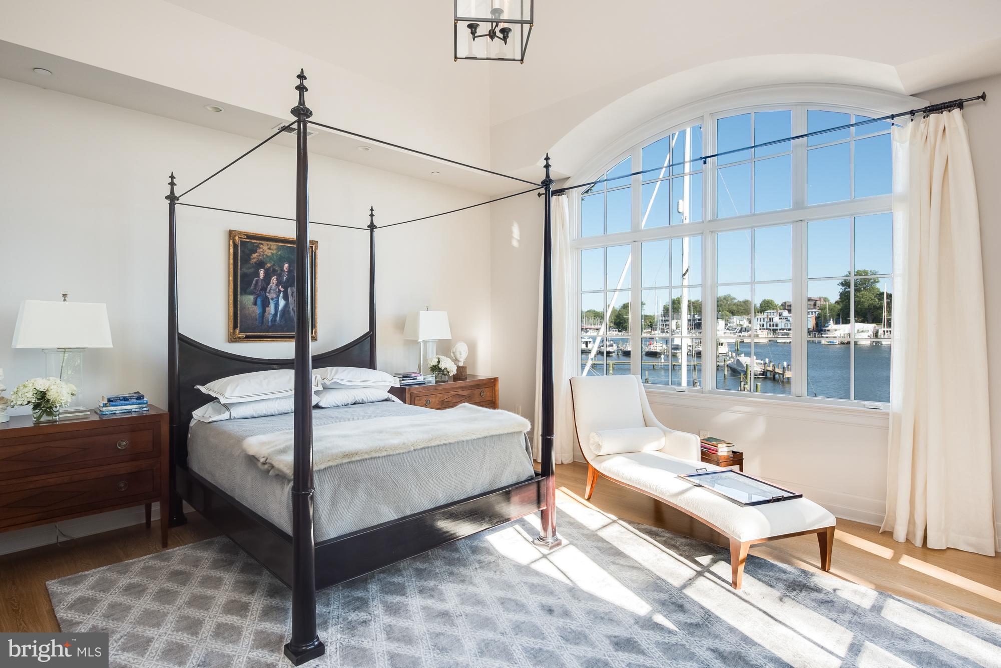 HISTORIC DISTRICT - Residential