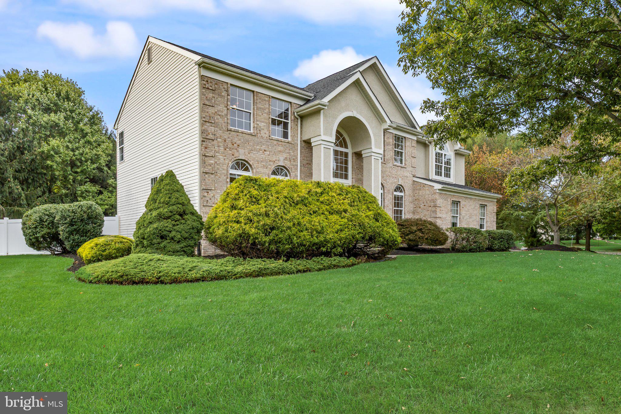 10 BROOK LANE