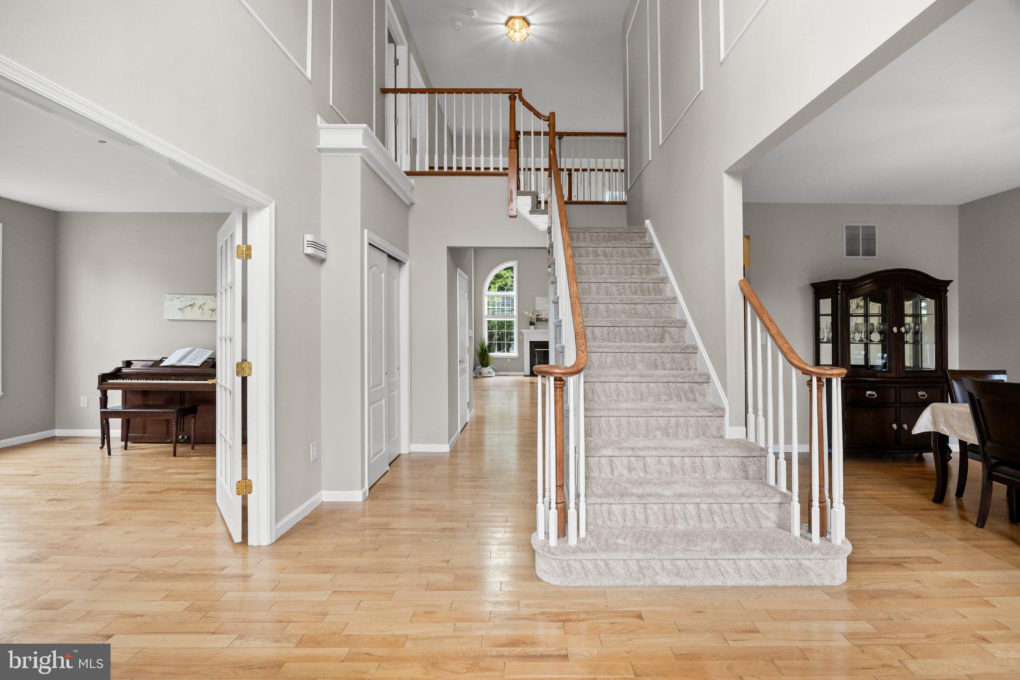 10 BROOK LANE