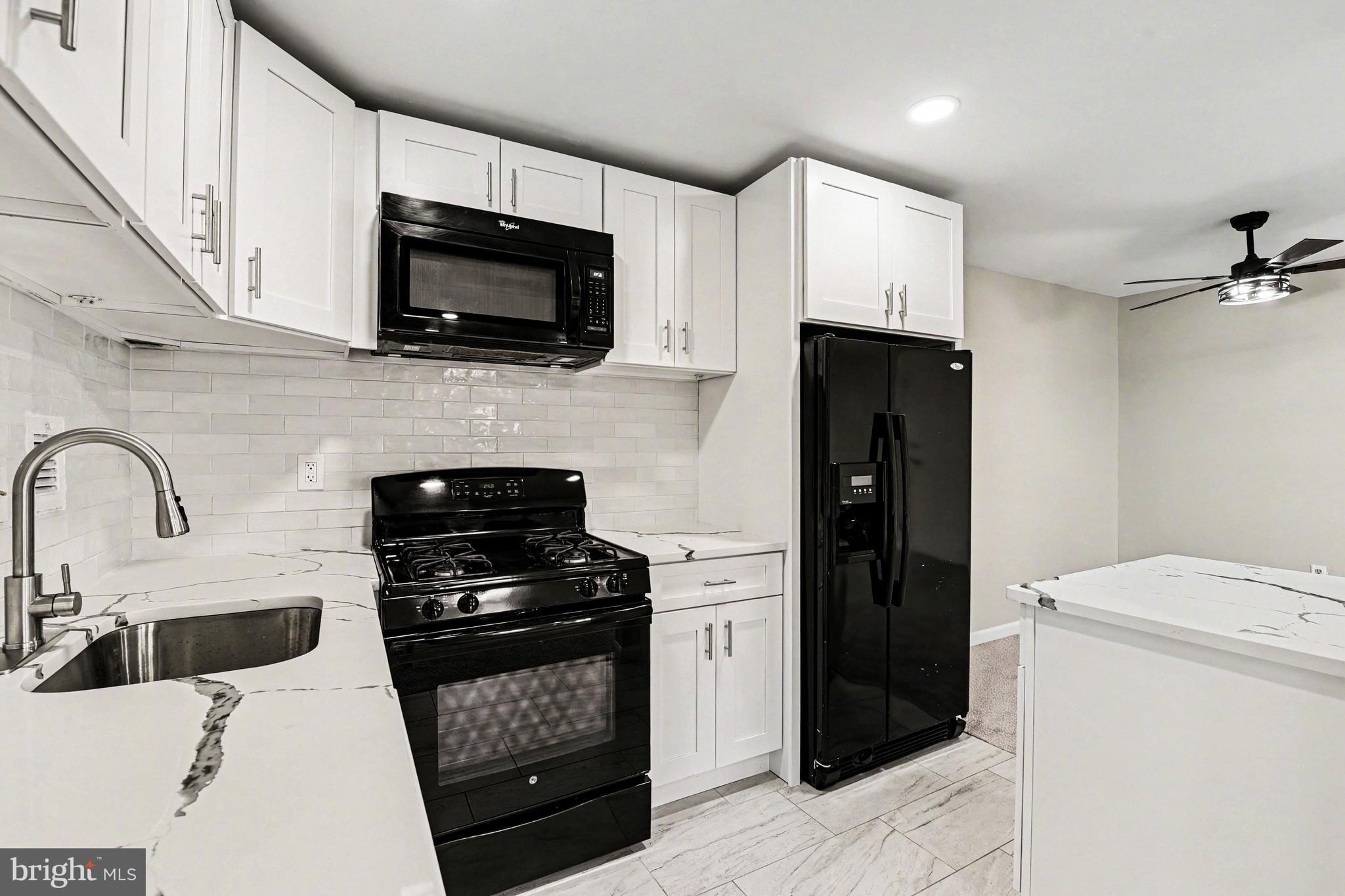 MONTPELIER VILLAGE - Residential