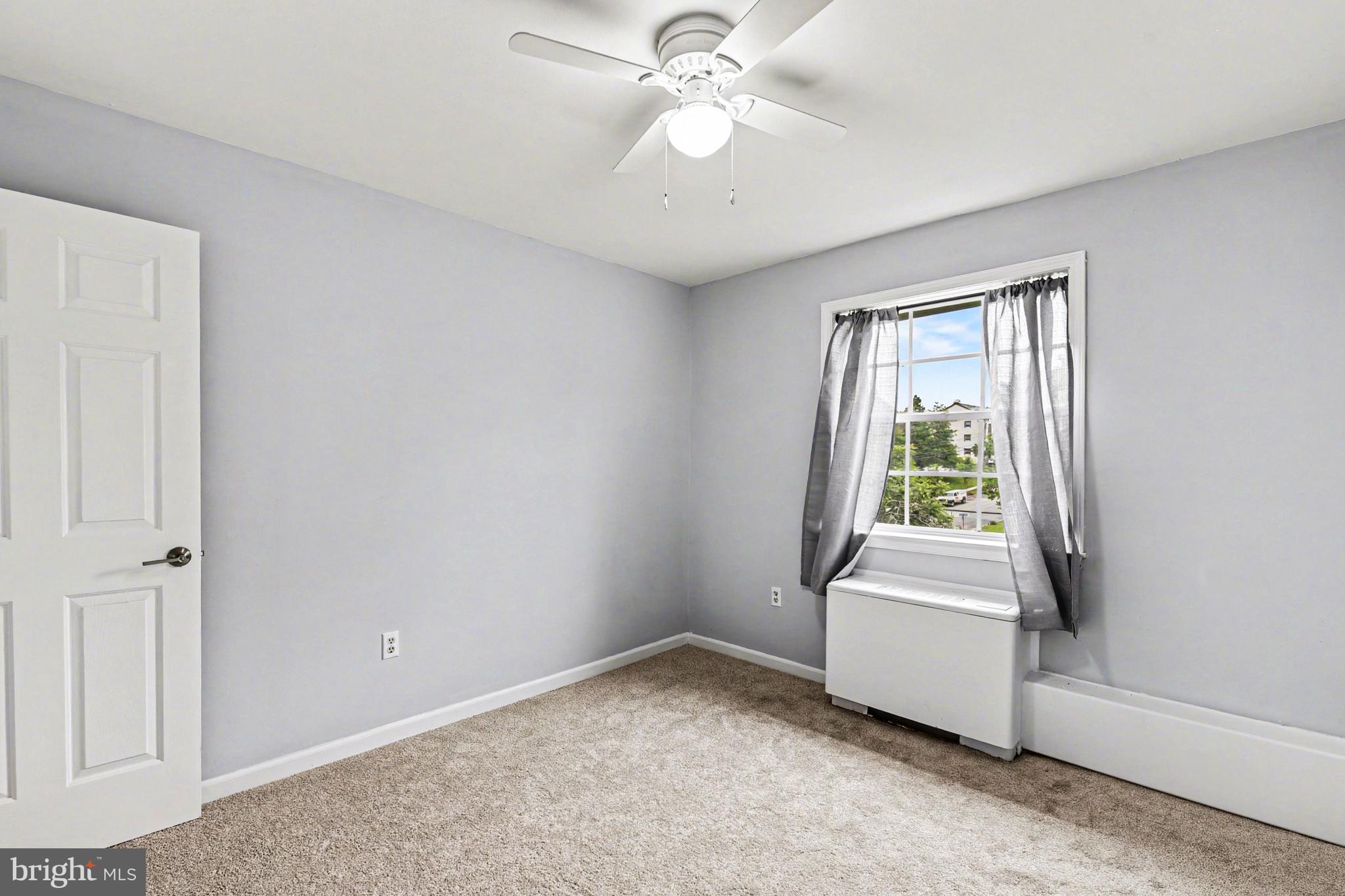 MONTPELIER VILLAGE - Residential