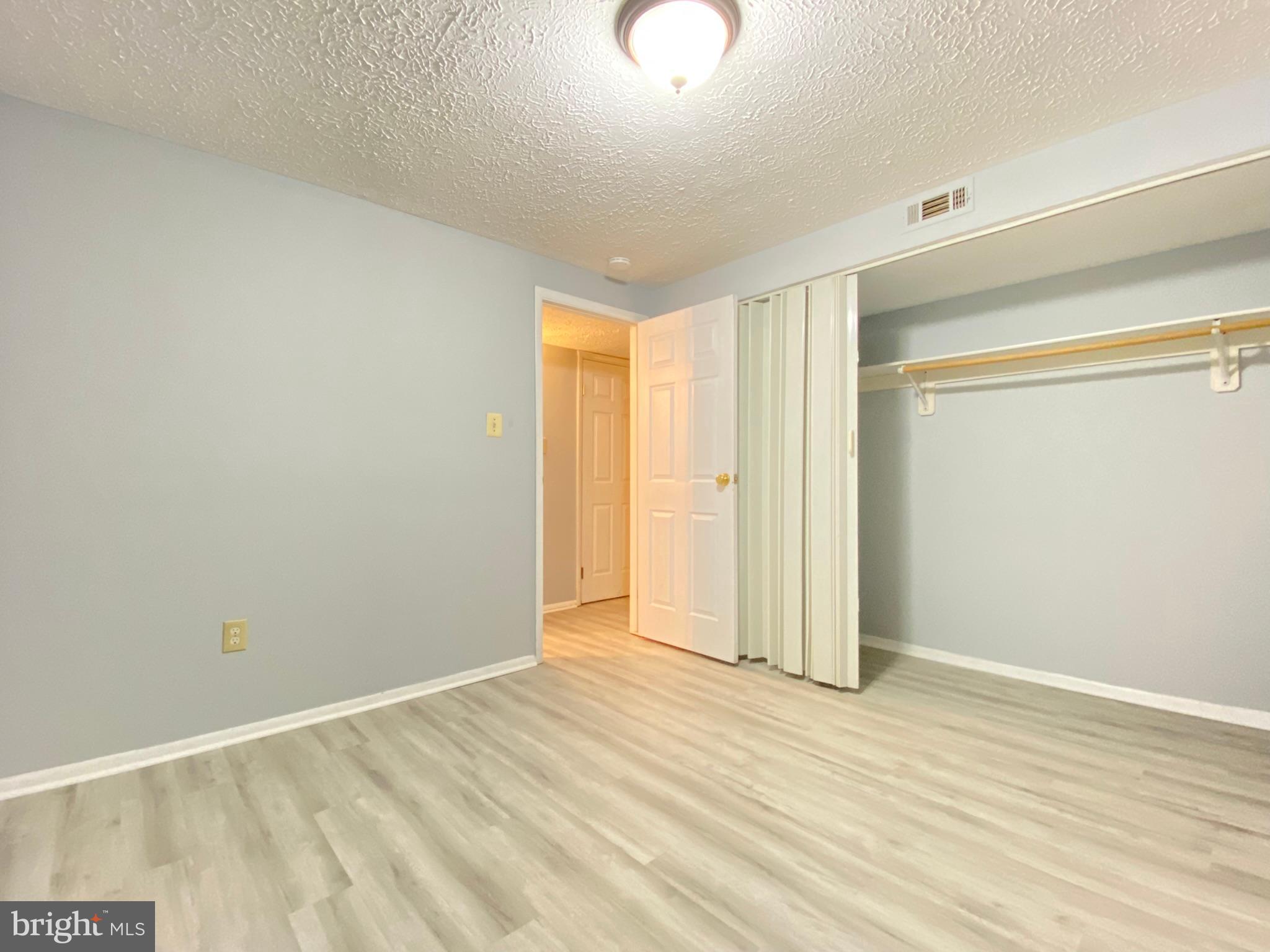 AMBERTOWNE - Residential Lease