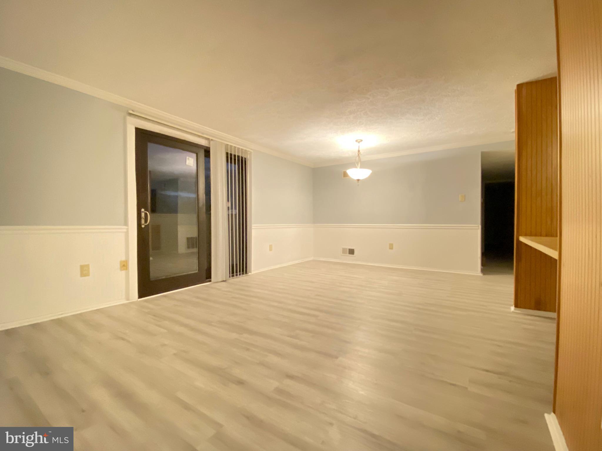 AMBERTOWNE - Residential Lease